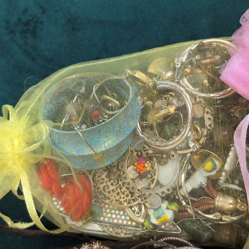 Jewelry Mystery Bag - Picture 5 of 9